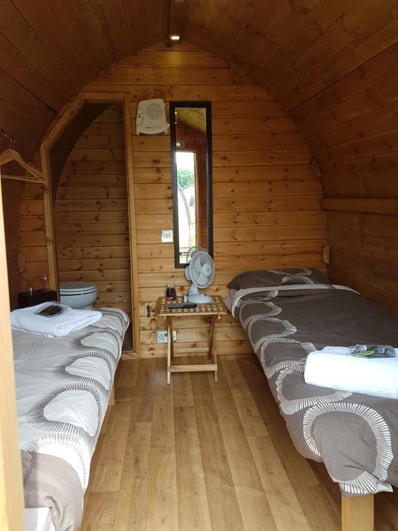 Suitehuts @ Силверстон Экстерьер фото